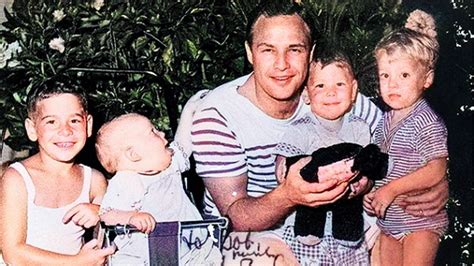 marlon brando kids pics.